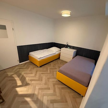 Zentrumsnahes Monteurszimmer Erfurt Bagian luar foto