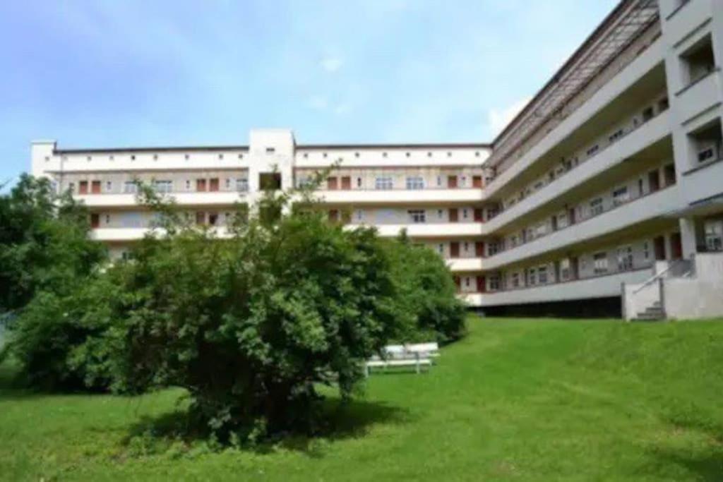 Zentrumsnahes Monteurszimmer Erfurt Bagian luar foto