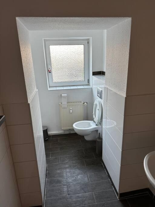 Zentrumsnahes Monteurszimmer Erfurt Bagian luar foto
